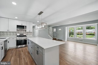 505 N Naylor St, Alexandria, VA 22304