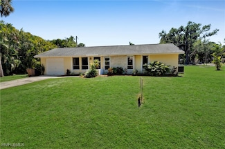 211 Labelle Ave, Fort Myers, FL 33905