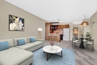 200 Swanton St Unit 416, Winchester, MA 01890