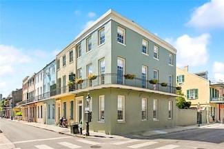 841 Burgundy St, New Orleans, LA 70116