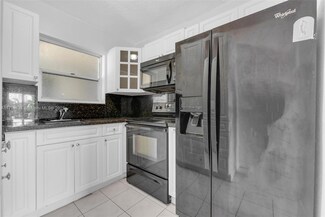 1225 W 30th St Unit 21, Hialeah, FL 33012