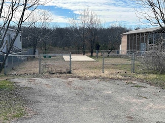 423 Waterfront Row, Quitman, TX 75783