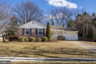 125 Randle Dr, Cherry Hill, NJ 08034