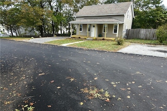 103 Summer St, Woonsocket, RI 02895