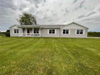256 Mushrush Rd, Butler, PA 16002