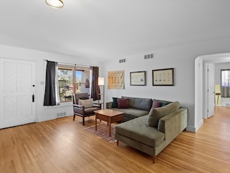 1231 Vitalia St, Santa Fe, NM 87505