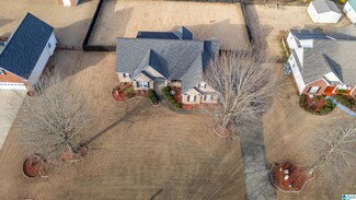 192 Liberty Ln, Anniston, AL 36207