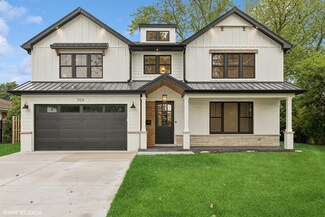 709 W Fairview St, Arlington Heights, IL 60005