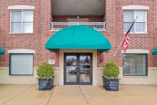 570 Crescent Blvd Unit 303, Glen Ellyn, IL 60137