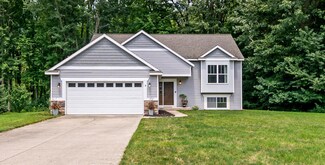 1051 Serenity Ridge Dr Unit 23, Wayland, MI 49348