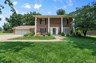 104 Summer Dr, Sikeston, MO 63801
