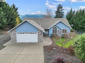 1732 E Sixth Ave, Sutherlin, OR 97479