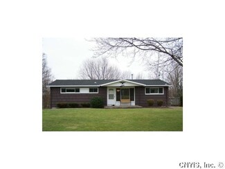 5686 Hamilton Rd, Jordan, NY 13080