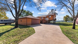 10 Shady Oaks Dr, Huntsville, TX 77320