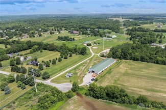 1679 Sutts Trail, Xenia, OH 45385