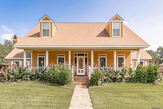 12111 Lake Sherwood Ave N, Baton Rouge, LA 70816