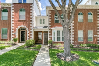309 Legends Dr, Lewisville, TX 75057