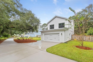 2806 Blidgen Rd, Johns Island, SC 29455