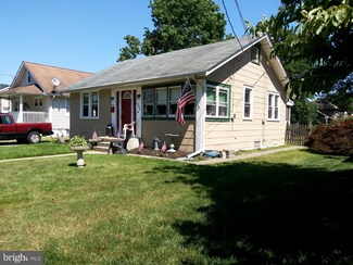 306 Harvard Ave, Stratford, NJ 08084