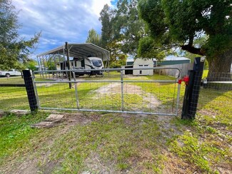 426 Beaty Ave, Wewahitchka, FL 32465