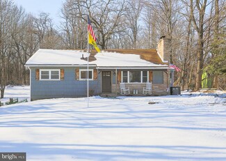 2512 Crestview Dr, Fallston, MD 21047