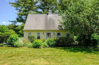 89 W Elm St, Pembroke, MA 02359