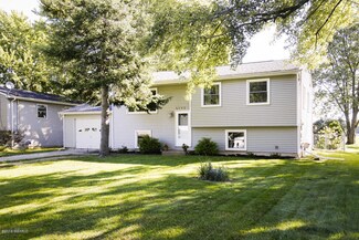 5192 Mount Olivet Rd, Kalamazoo, MI 49004