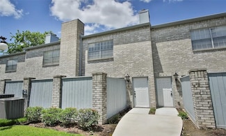 562 Wilcrest Dr Unit 562, Houston, TX 77042
