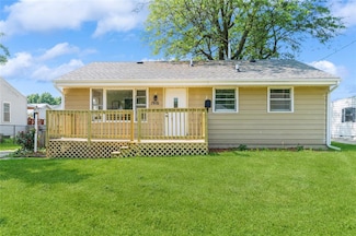 1916 Locust St, West Des Moines, IA 50265