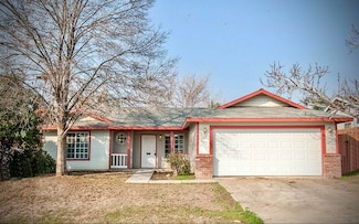 125 N Martin St, Porterville, CA 93257