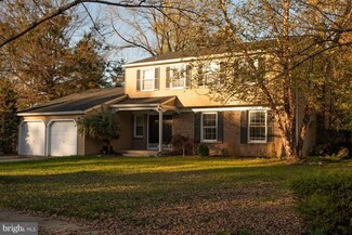 17 N Branch Dr, Cherry Hill, NJ 08003