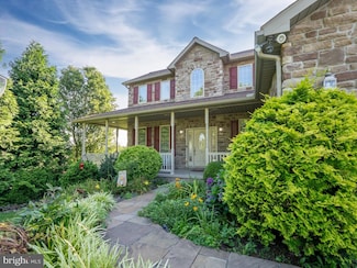 1458 Highfield Ct, Chambersburg, PA 17202