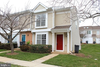 153 Edinburgh Square, Sterling, VA 20164