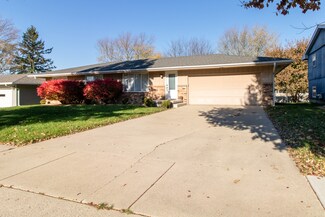1410 Baugh Dr, Normal, IL 61761