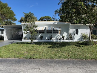 6392 S Elm Ln, Atlantis, FL 33462