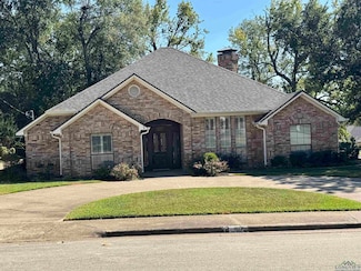 1617 McAllen St, Henderson, TX 75654