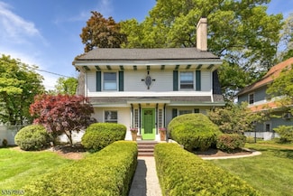 994 Kenyon Ave, Plainfield, NJ 07060