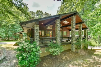 110 Wolfs Trail, Chapel Hill, NC 27516