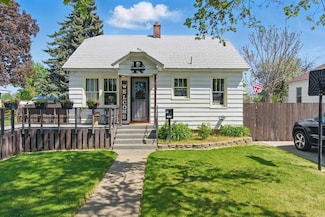 1740 N Stone St, Spokane, WA 99207