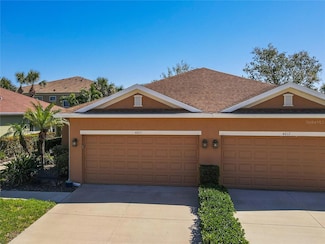 4015 Bridlecrest Ln, Bradenton, FL 34209