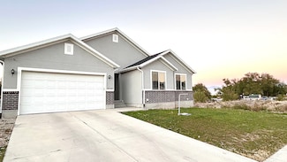 9024 W Newhouse Dr, Magna, UT 84044