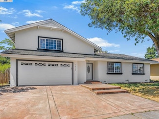 8612 Wicklow Ln, Dublin, CA 94568