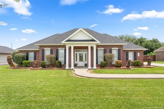 5733 E Stephie Ln, Lake Charles, LA 70605