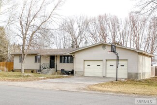 49 S Center St, Teton, ID 83451