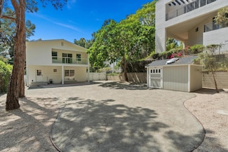 2821 N Arroyo Dr, San Diego, CA 92103