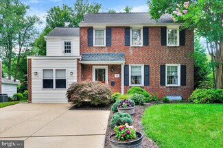58 W Salisbury Dr, Wilmington, DE 19809