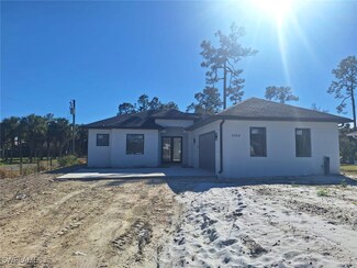 3554 34th Ave SE, Naples, FL 34117