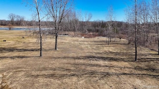 1746 N Baldwin Rd, Oxford Charter Township, MI 48371