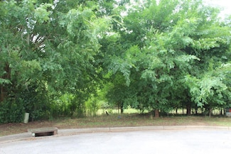 348 Osprey Ridge Ct, Albany, GA 31721