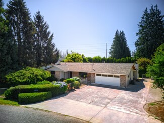 10577 Vista View Dr, Sedro Woolley, WA 98284